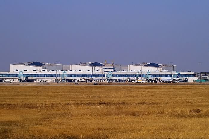 郑州新郑国际机场风景图